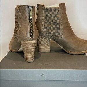 Aquatalia Italian Boots, Frannie Size 9 with 3 Inch Heel